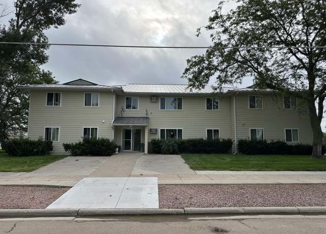 Property at 480 Jersey Ave NE, Huron, SD 57350
