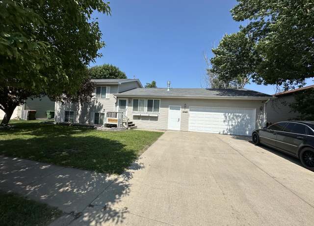 Property at 2349 Ohio Ave SW, Huron, SD 57350, 4 beds, 2 baths