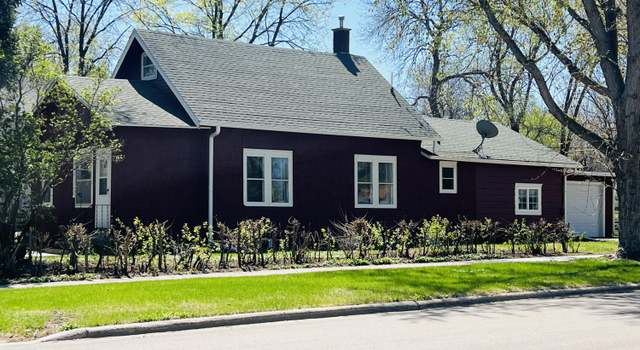 Photo of 605 Beach Ave SE, Huron, SD 57350
