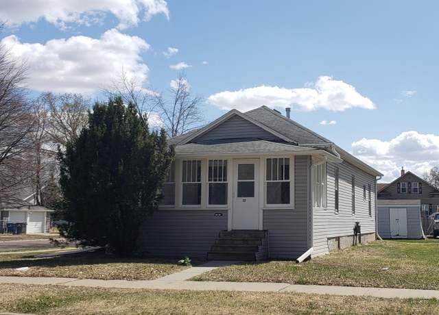 Property at 701 W 6th Ave, Mitchell, SD 57301, 2 beds, 1 bath