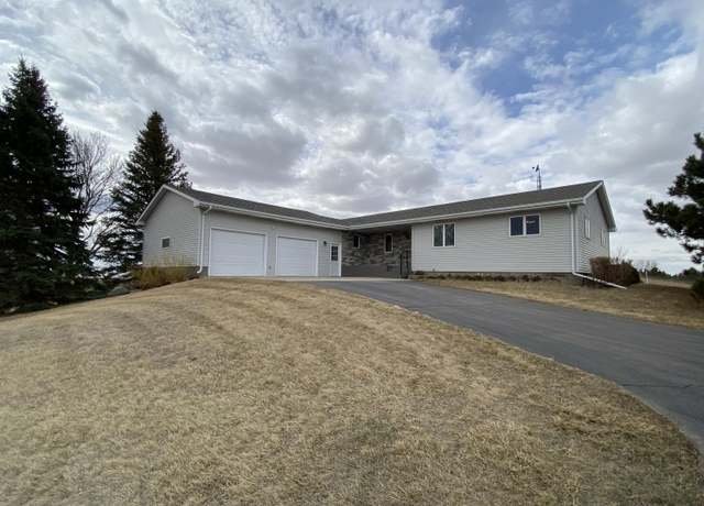 Property at Property in Mitchell, SD 57301, 3 beds, 3.5 baths