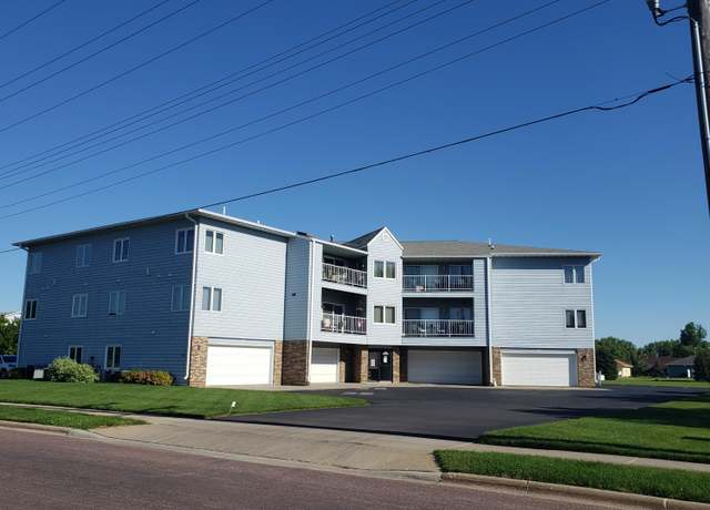 Property at 920 W Norway # 201 Ave, Mitchell, SD 57301, 2 beds, 2 baths