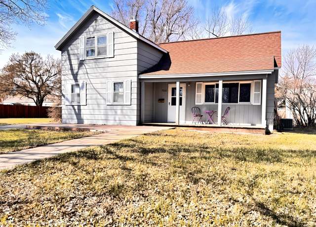 Property at 705 S Duff St, Mitchell, SD 57301, 3 beds, 1 bath