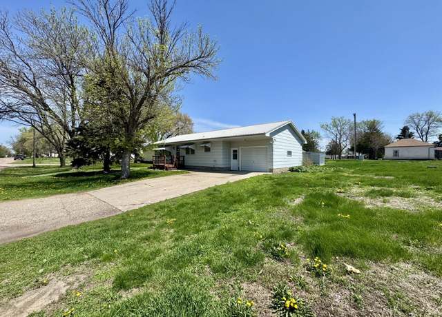 Property at 614 Miltmore Ave, Armour, SD 57313, 3 beds, 2 baths