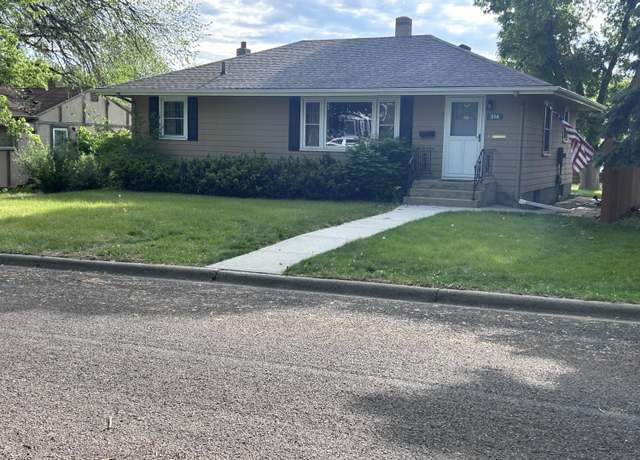 Property at 314 S Montana St, Mitchell, SD 57301, 4 beds, 2 baths
