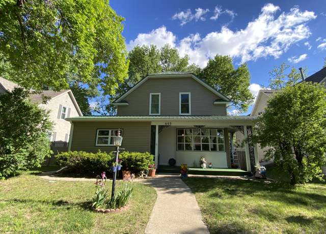 Property at 603 E 6th Ave, Mitchell, SD 57301, 3 beds, 1 bath