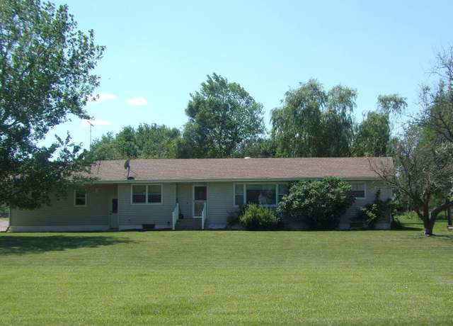 Property at 24789 416th Ave, Fulton, SD 57340, 3 beds, 2 baths