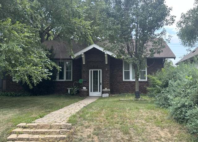 Property at 619 E 1st Ave, Mitchell, SD 57301, 2 beds, 1 bath