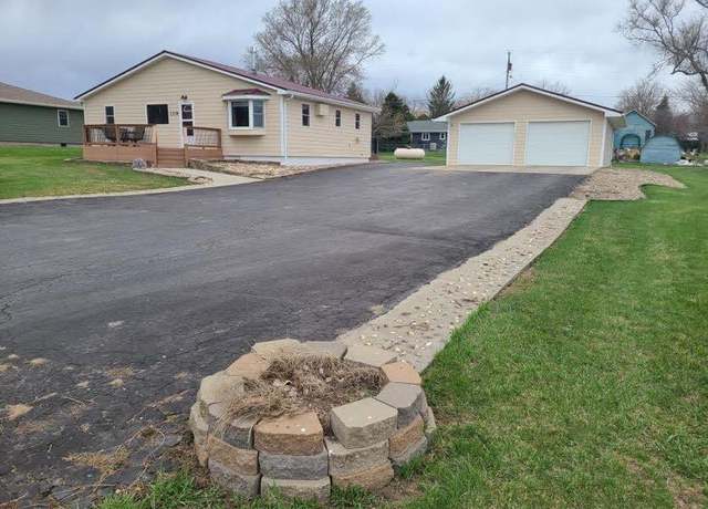 Photo of 1318 Spencer St, Gregory, SD 57533
