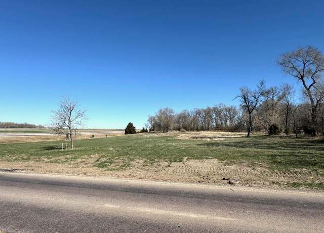 Property at 110 E 54th St, Mitchell, SD 57301