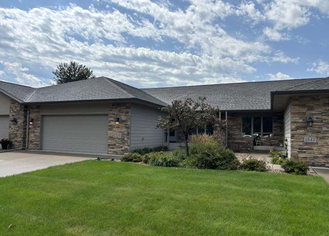 Property at 1545 Northridge Road Rd, Mitchell, SD 57301, 1 bed, 1.5 baths