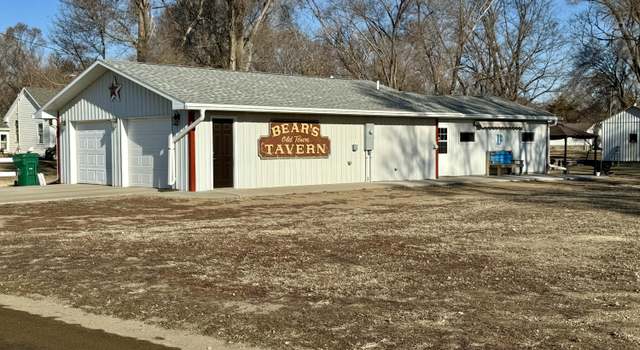 Photo of 104 E 6th St, Woonsocket, SD 57385