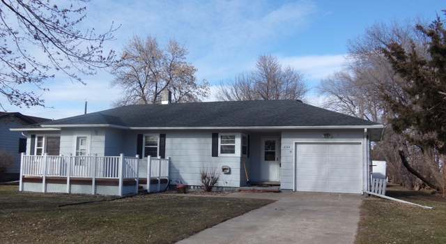 Photo of 604 N 2nd Ave, Stickney, SD 57375