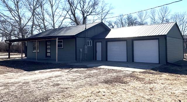 Photo of 207 E Division St, White Lake, SD 57383