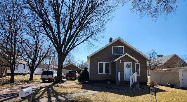Photo of 204 W Sycamore St, Parkston, SD 57366