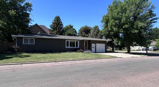 Photo of 120 W 9th St, Platte, SD 57369