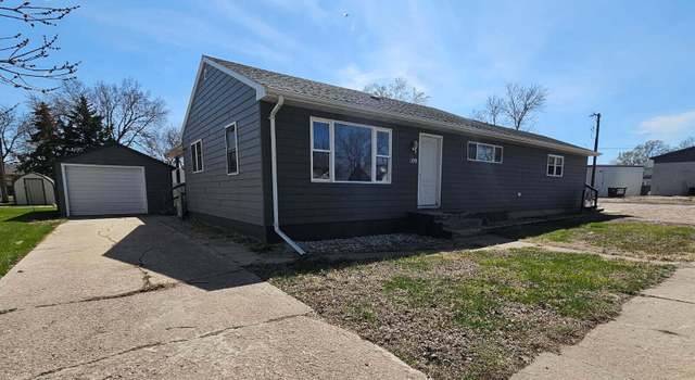 Photo of 109 NE South Park St, Wagner, SD 57380