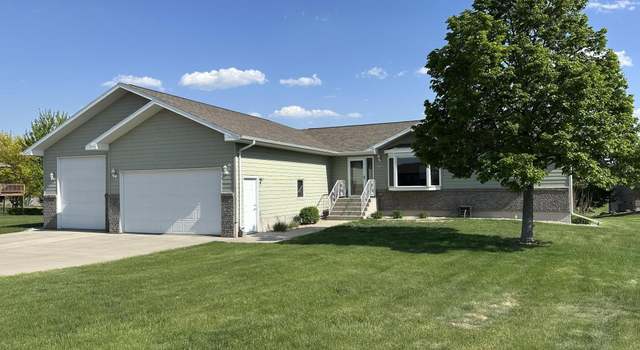 Photo of 3017 Maui Dr, Mitchell, SD 57301
