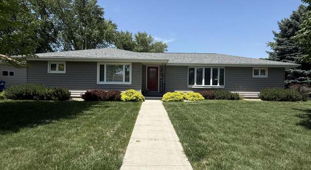 Photo of 920/922 E 12th Ave, Mitchell, SD 57301