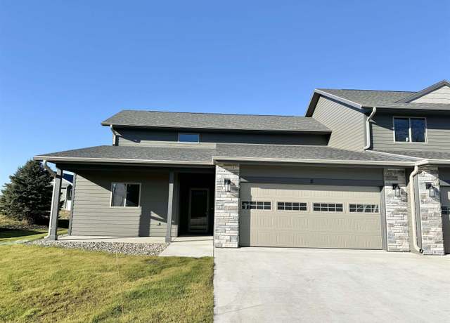 Property at 1905 Kellen Gross Dr #5, Yankton, SD 57078, 3 beds, 2 baths