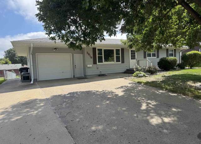 Property at 2010 Burleigh St, Yankton, SD 57078, 3 beds, 2 baths