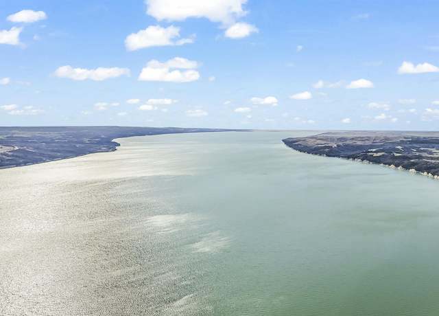 Property at 31198 Lake Forest Dr, Tabor, SD 57063
