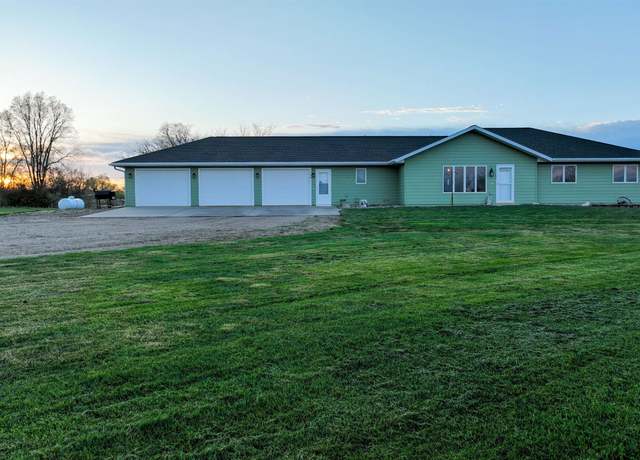 Property at 138 Spring Meadow Rd, Yankton, SD 57078, 3 beds, 2 baths