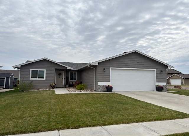 Property at 2500 Colton Ave, Yankton, SD 57078, 2 beds, 2 baths