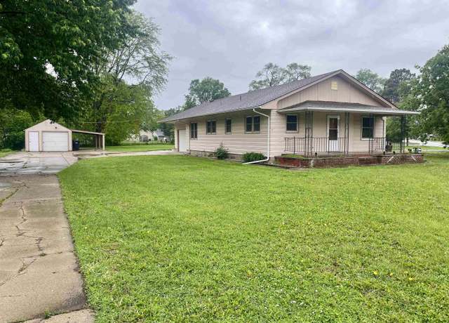 Property at 1207 Whiting Dr, Yankton, SD 57078, 2 beds, 1.5 baths