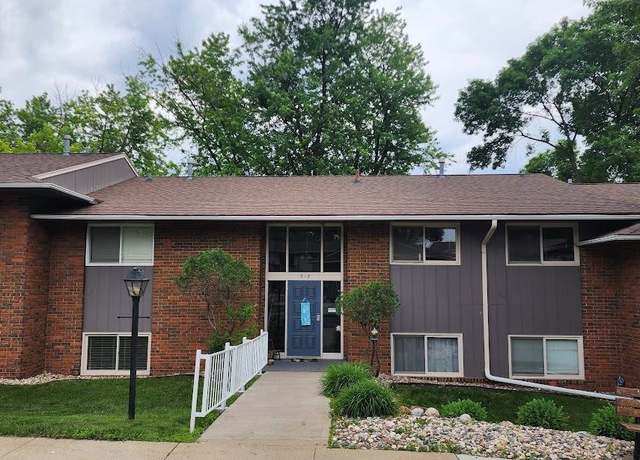Property at 801 E 15th St #8, Yankton, SD 57078, 2 beds, 1 bath