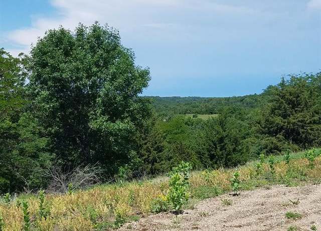 Photo of Lot 15 Lake Forest Ln, Tabor, SD 57063