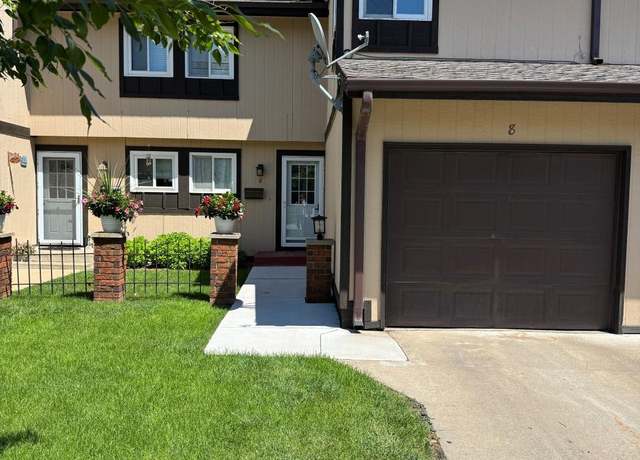 Property at 905 E 15 St #8, Yankton, SD 57078, 3 beds, 1.5 baths