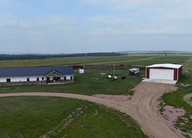 Property at 31317 405th Ave, Avon, SD 57315, 3 beds, 2.5 baths