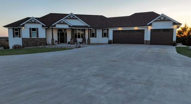 Photo of 31006 Sundance Rdg, Yankton, SD 57078