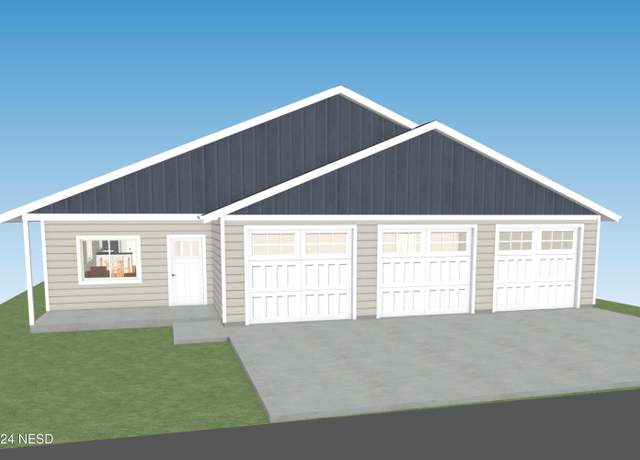 Property at 1727 36th St SW, Watertown, SD 57201, 3 beds, 2 baths