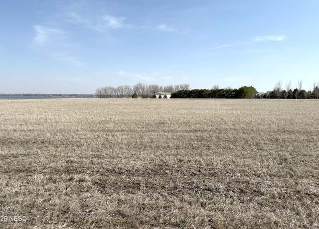 Property at L9 B3 17th St SW, Watertown, SD 57201
