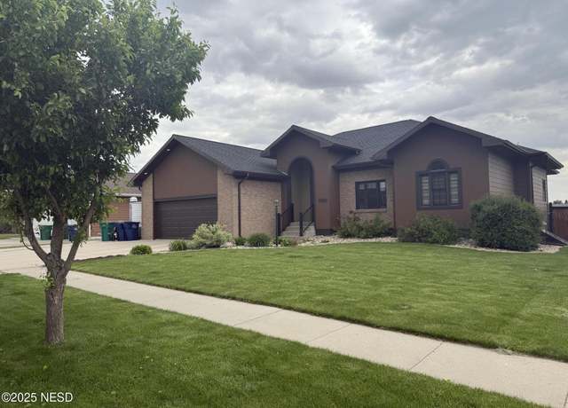 Property at 1320 22nd St NE, Watertown, SD 57201, 5 beds, 3 baths