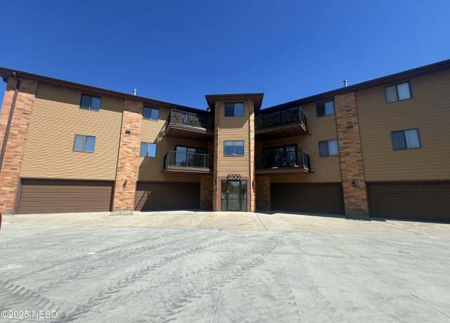 Property at 200 19th St SE #304, Watertown, SD 57201, 2 beds, 2 baths