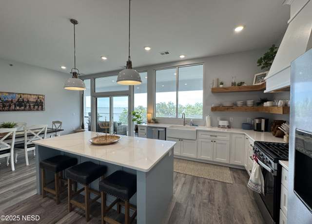 Property at 724 Stony Point Trl #407, Watertown, SD 57201, 3 beds, 2 baths