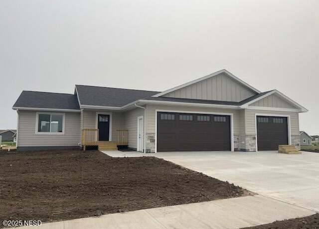 Property at 1706 37th St SW, Watertown, SD 57201, 2 beds, 1 bath