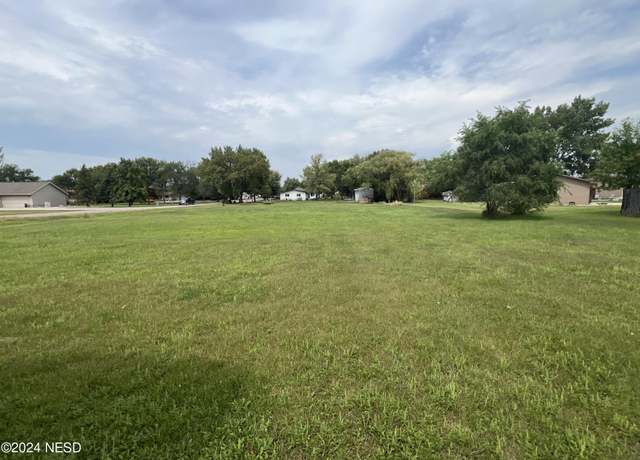 Property at 1207 S 2nd St, Milbank, SD 57252