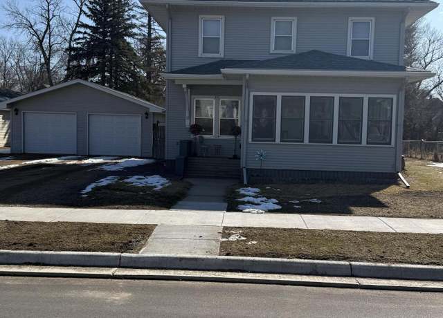 Property at 515 S 5th St, Milbank, SD 57252, 3 beds, 1 bath