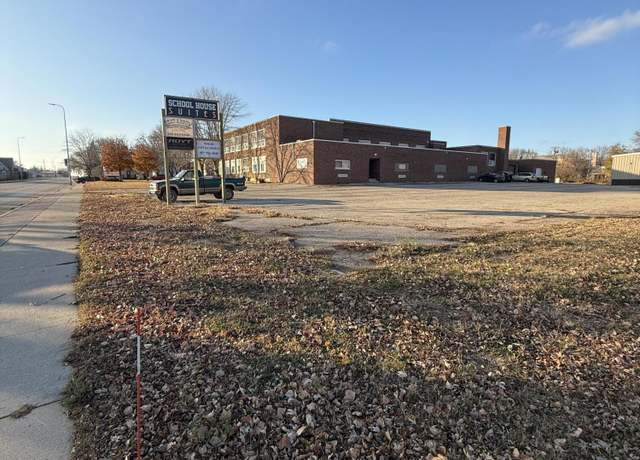 Property at 307 S 5th St, Milbank, SD 57252