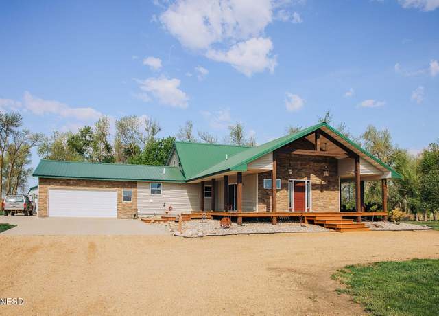Property at 48527 195th St, Astoria, SD 57213, 4 beds, 2 baths