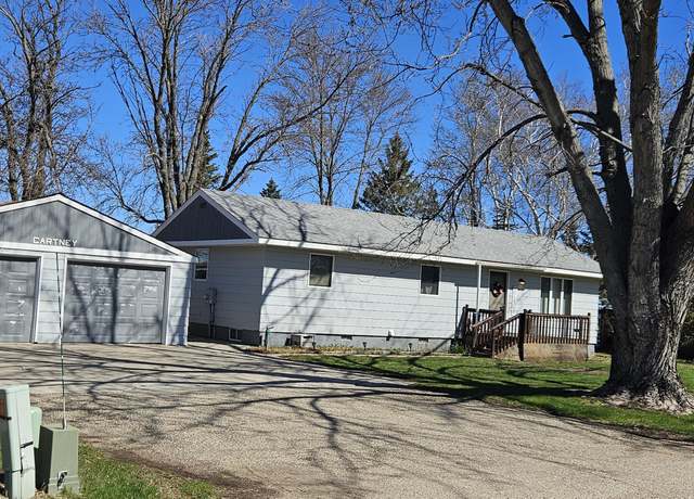 Property at 300 South Lake Dr, Watertown, SD 57201, 3 beds, 2 baths