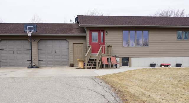 Photo of 1001 6th St, Florence, SD 57235