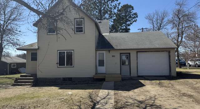 Photo of 305 5th St, Hayti, SD 57241
