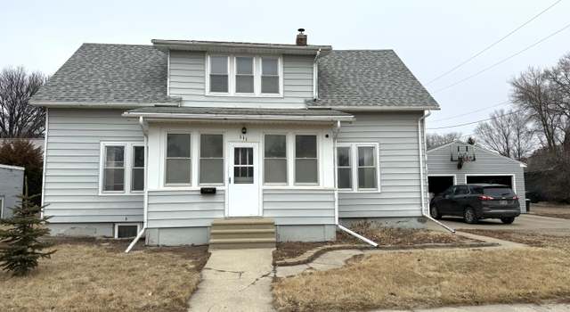 Photo of 111 E 10th Ave, Redfield, SD 57469