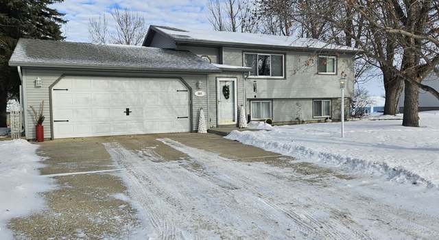 Photo of 301 13th Ave E, Webster, SD 57274
