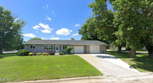 Photo of 109 6th St N, Hayti, SD 57241